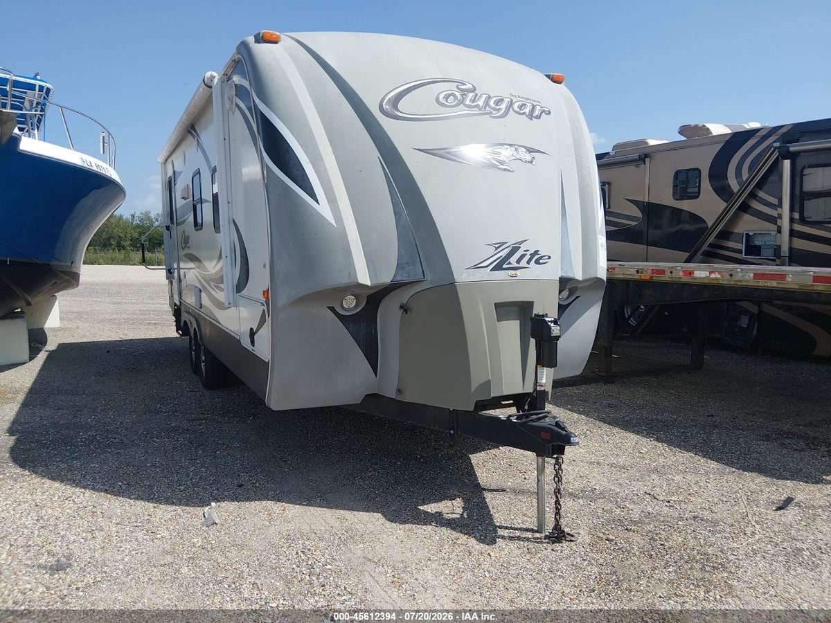 2013 KEYSTONE COUGAR