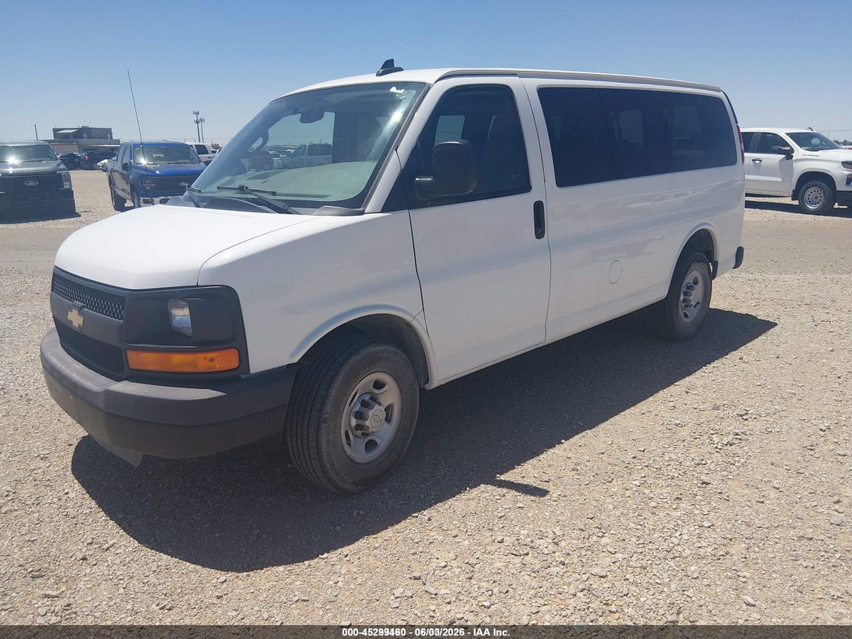 2016 CHEVROLET EXPRESS 2500 LS — снимка 2