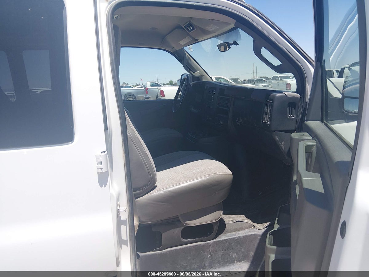 2016 CHEVROLET EXPRESS 2500 LS — снимка 5