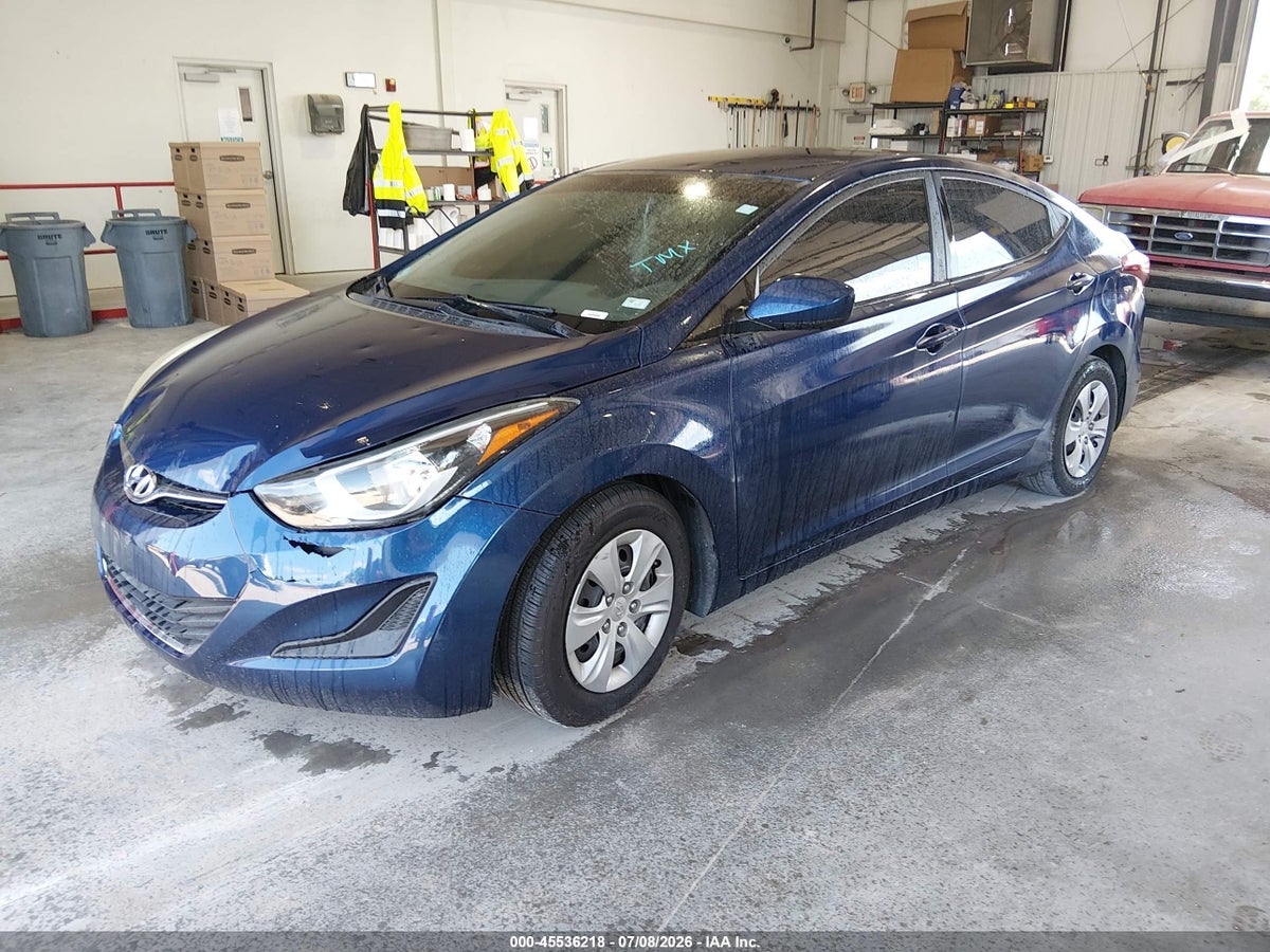 2016 HYUNDAI ELANTRA SE — снимка 2