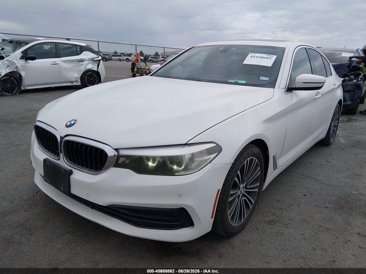 2019 BMW 530I — снимка 2