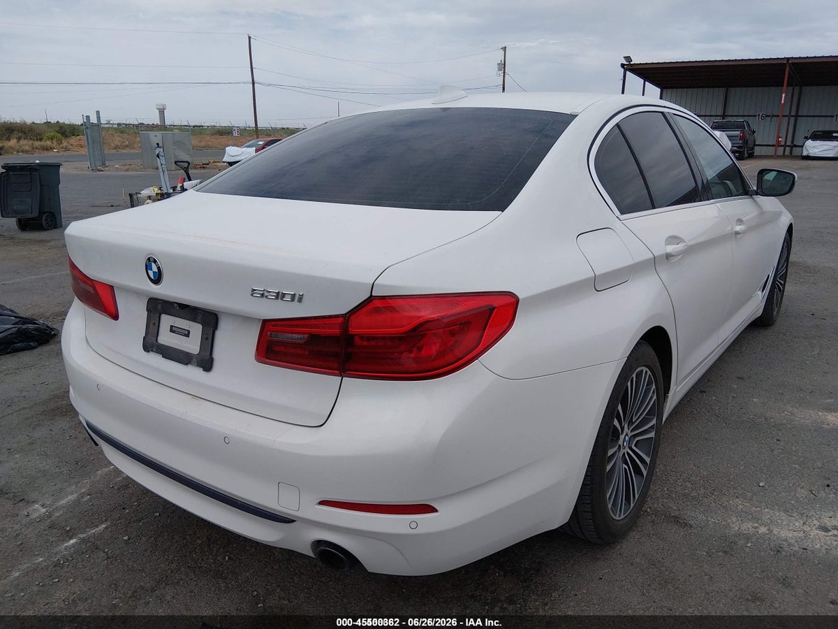 2019 BMW 530I — снимка 4