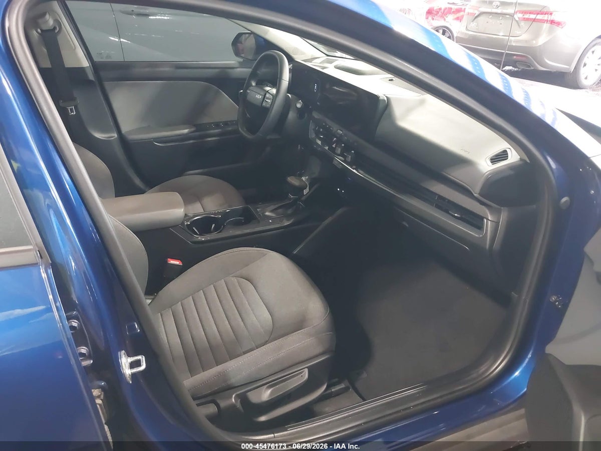 2025 KIA K4 EX — снимка 5