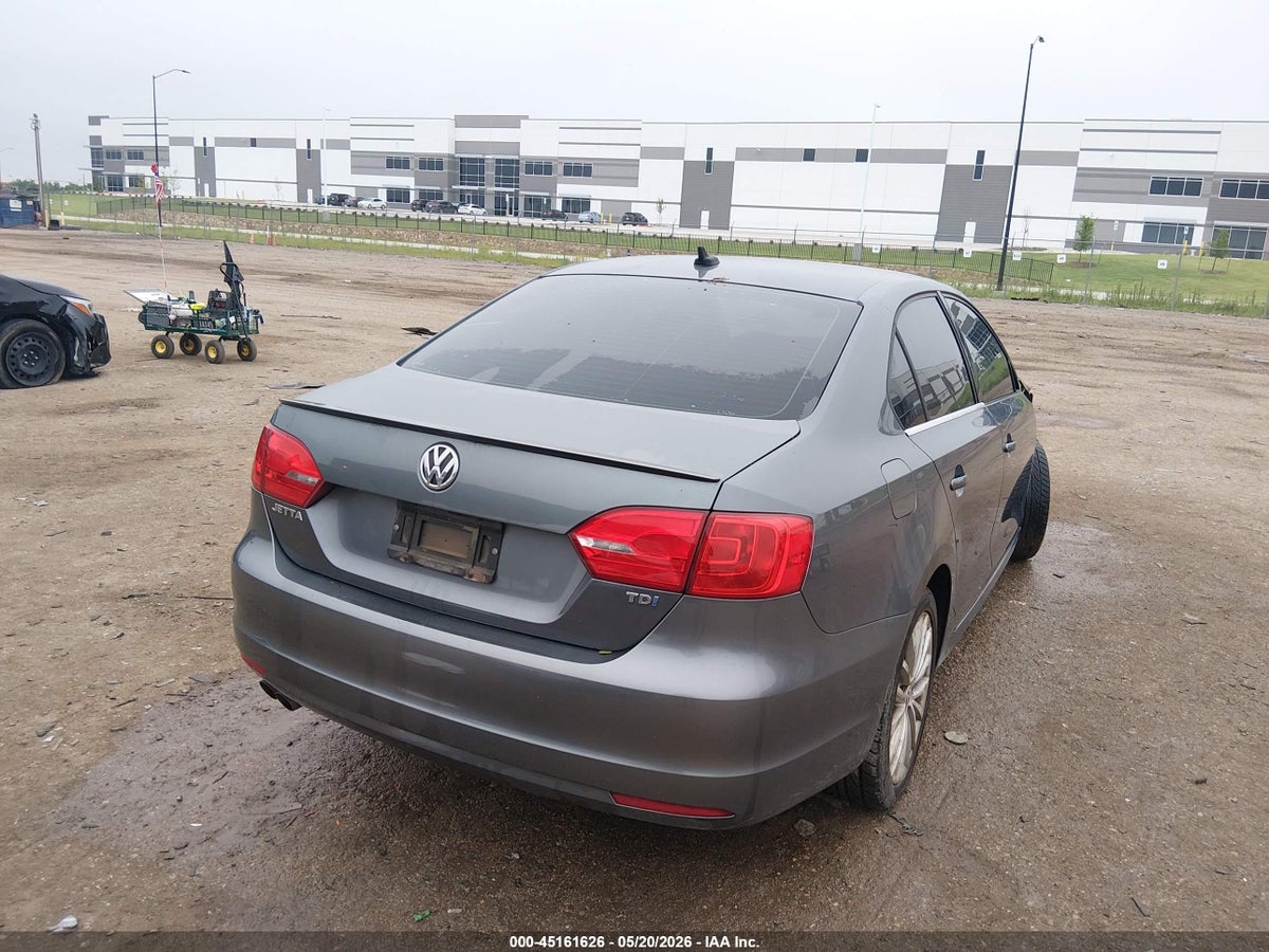 2014 VOLKSWAGEN JETTA 2.0L TDI — снимка 4