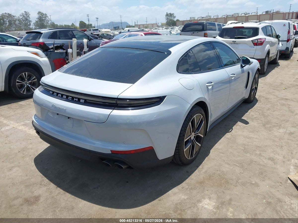 2025 PORSCHE PANAMERA 4 — снимка 4