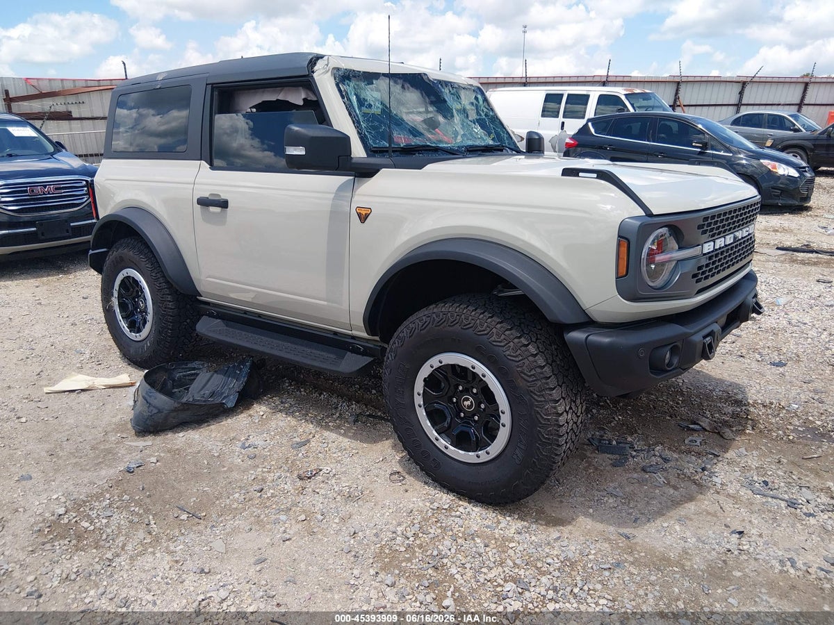 2025 FORD BRONCO BADLANDS
