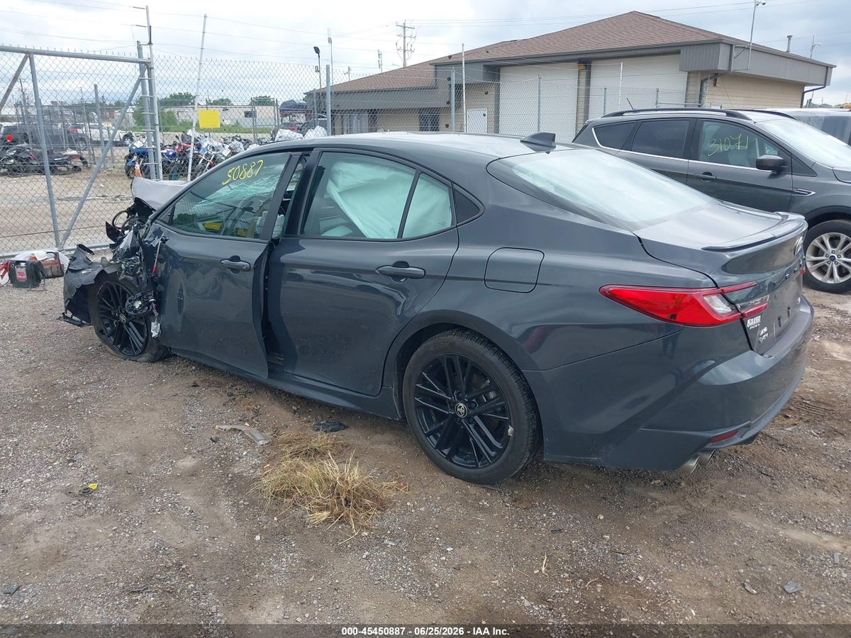 2025 TOYOTA CAMRY SE — снимка 3
