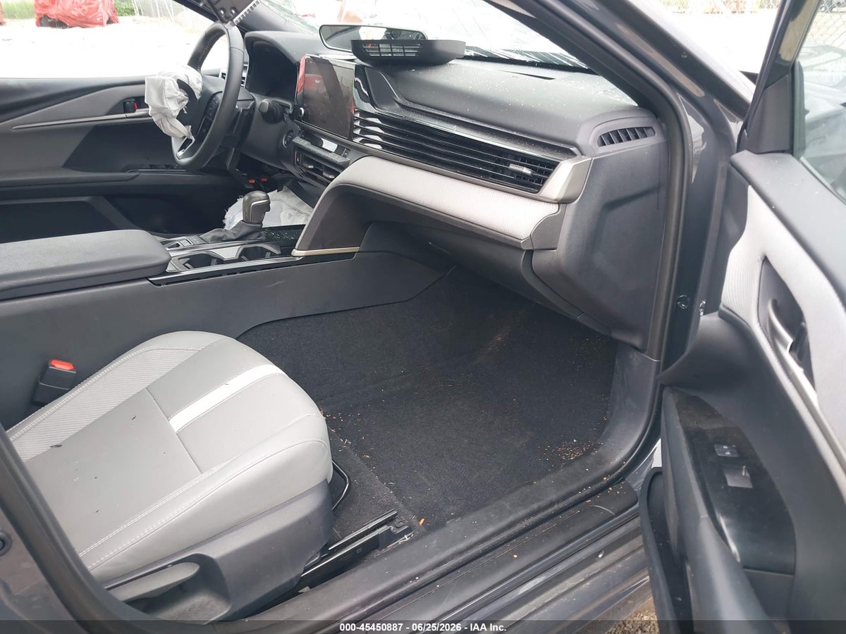 2025 TOYOTA CAMRY SE — снимка 5