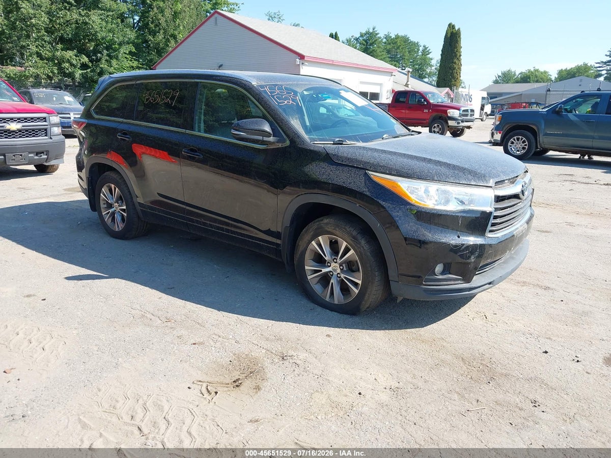 2015 TOYOTA HIGHLANDER XLE V6