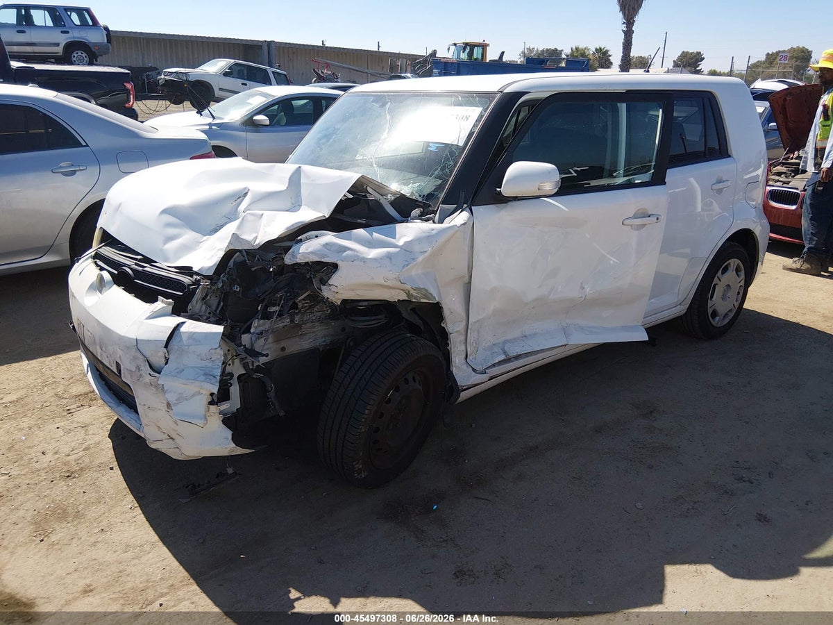 2014 SCION XB — снимка 2