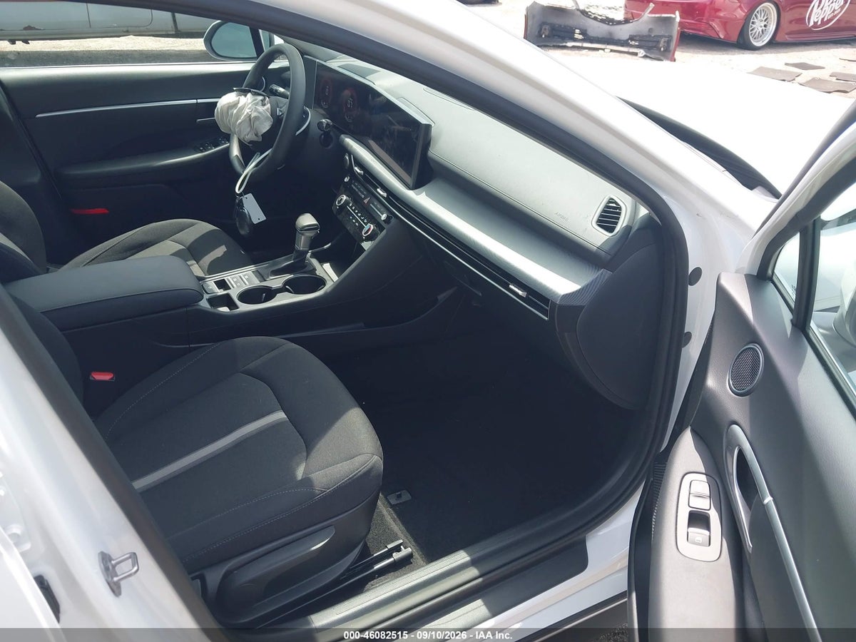 2026 HYUNDAI SONATA SE — photo 5