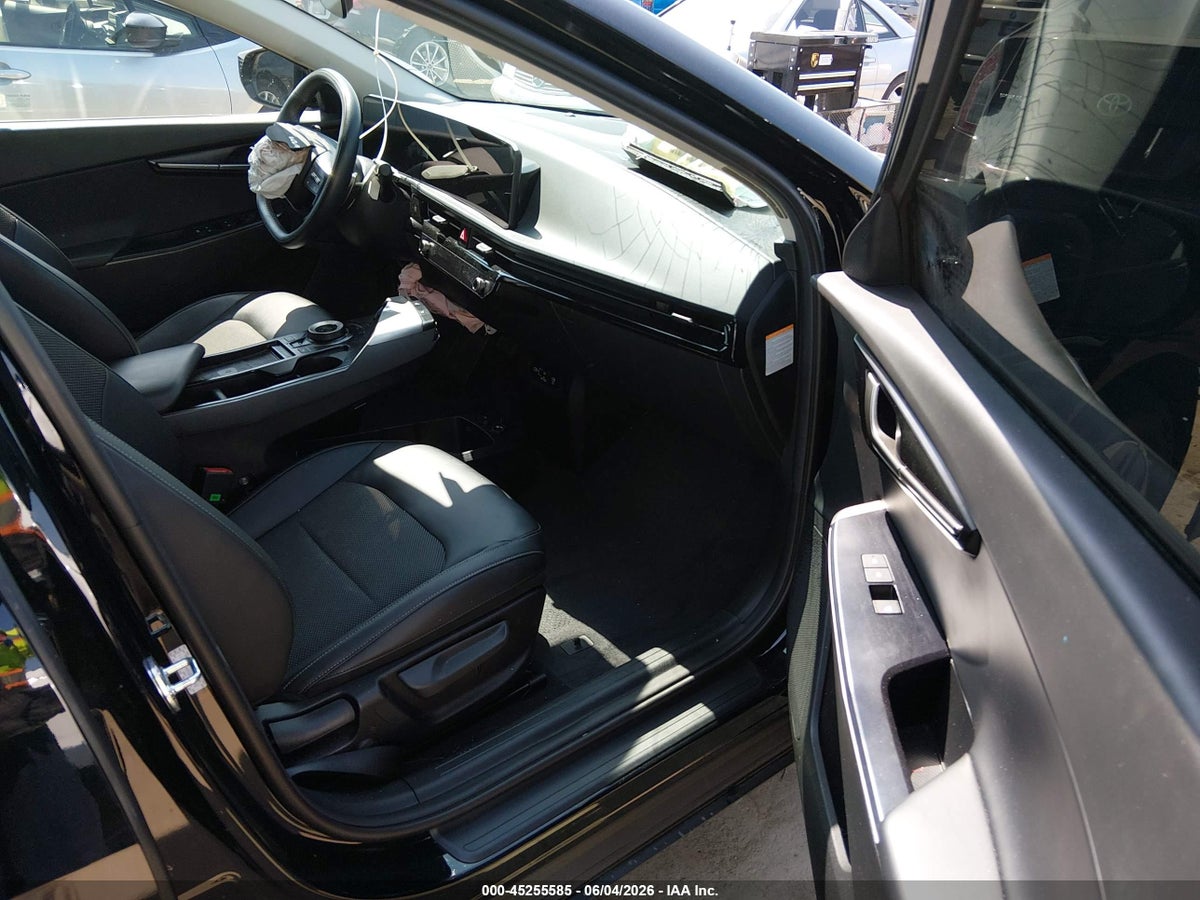 2025 KIA EV6 LIGHT LONG RANGE RWD — снимка 5