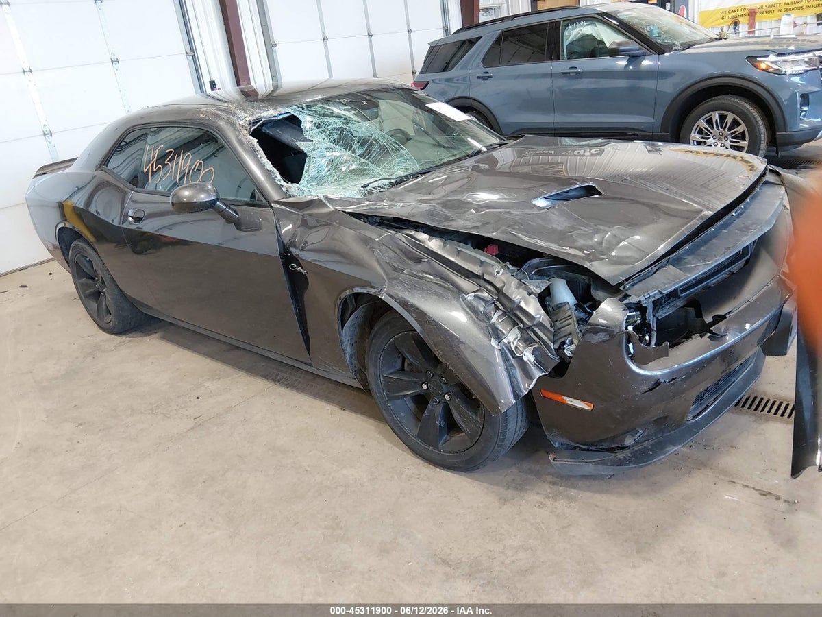 2016 DODGE CHALLENGER SXT