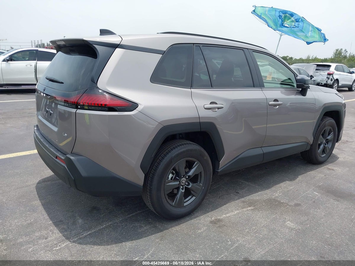 2026 TOYOTA RAV4 LE — снимка 4