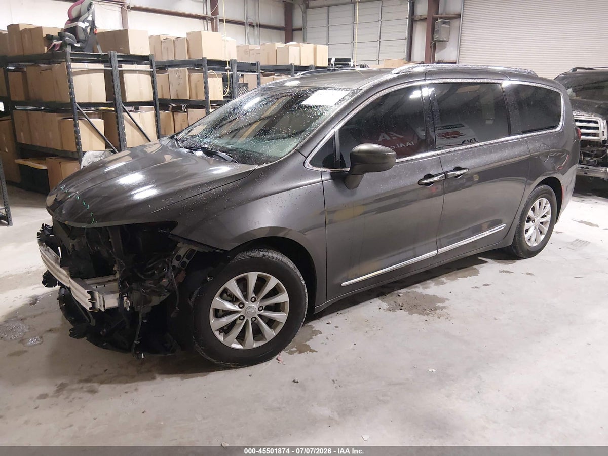 2018 CHRYSLER PACIFICA TOURING L PLUS — снимка 2