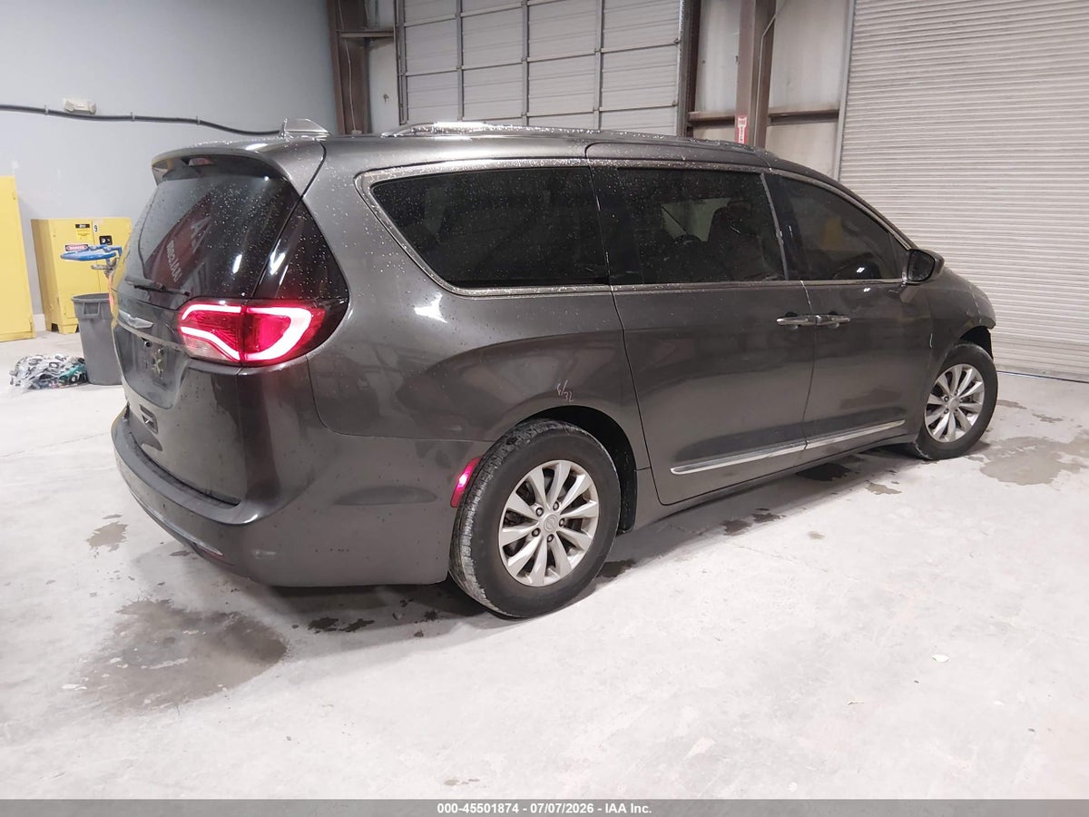 2018 CHRYSLER PACIFICA TOURING L PLUS — снимка 4