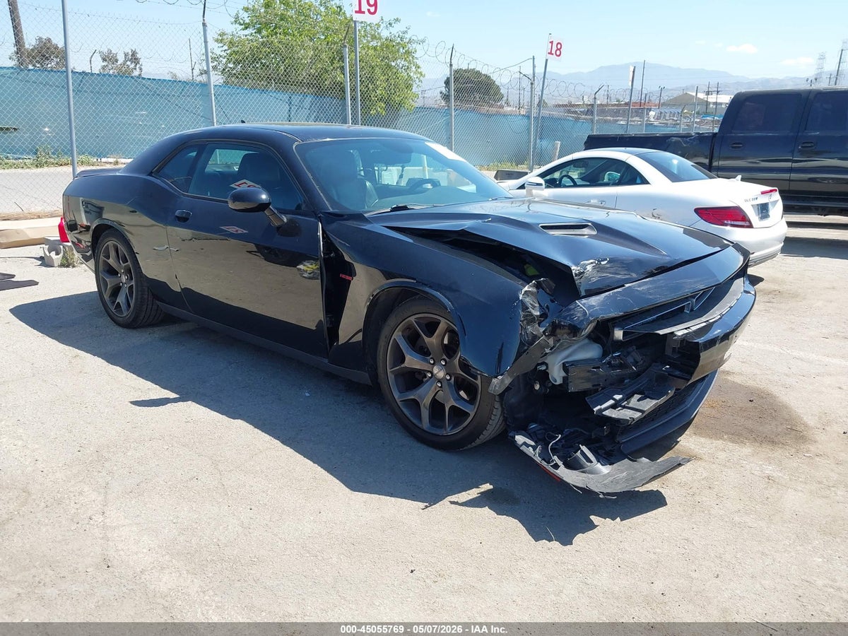 2016 DODGE CHALLENGER SXT PLUS