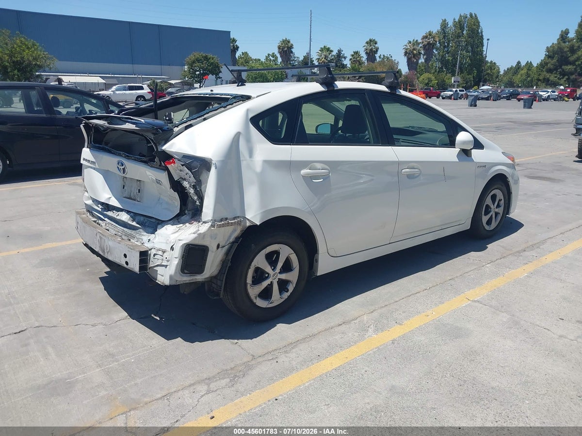 2015 TOYOTA PRIUS TWO — снимка 4