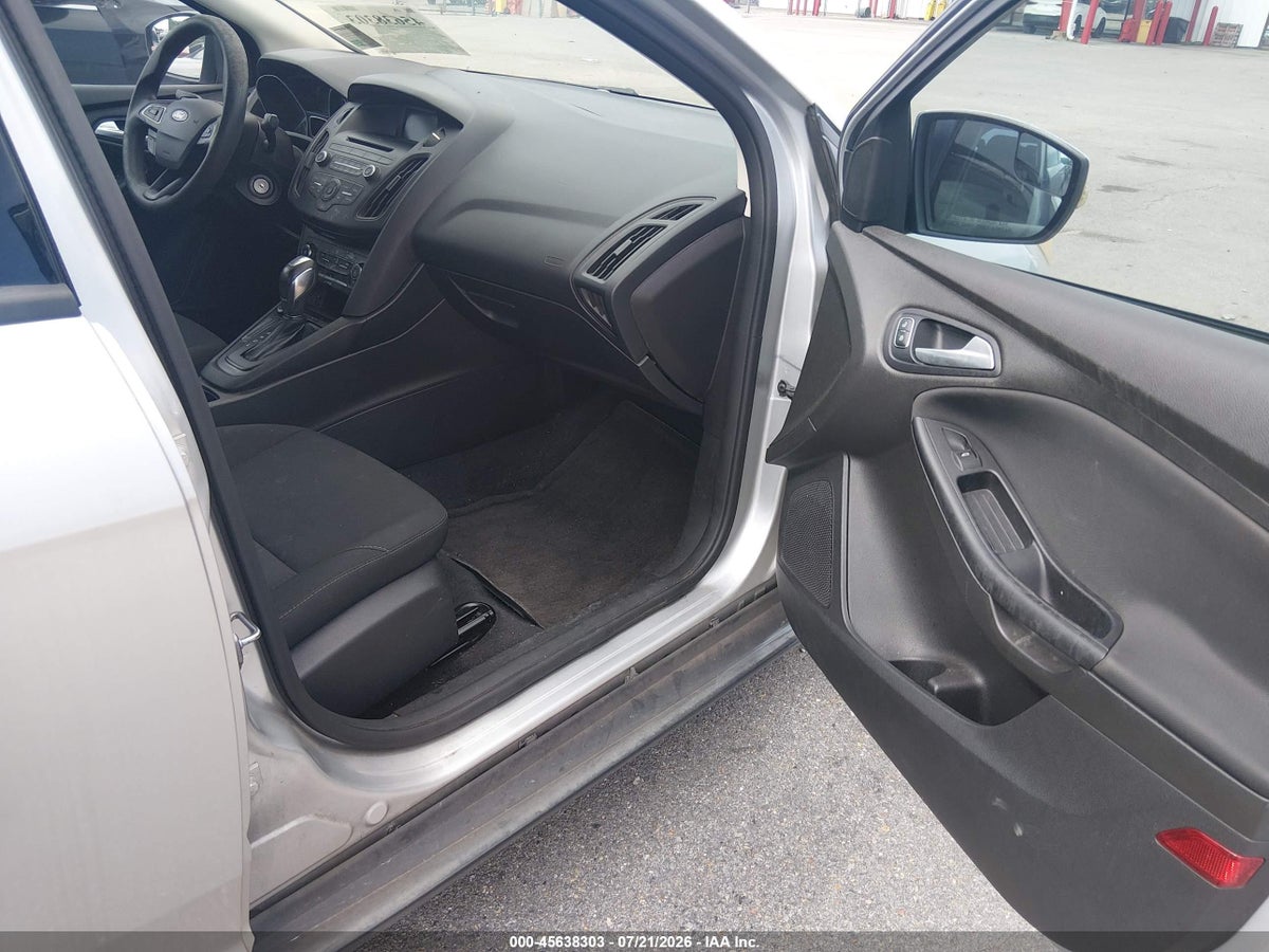 2016 FORD FOCUS SE — снимка 5