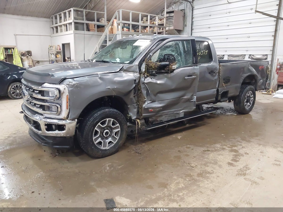 2024 FORD F-350 LARIAT — снимка 2