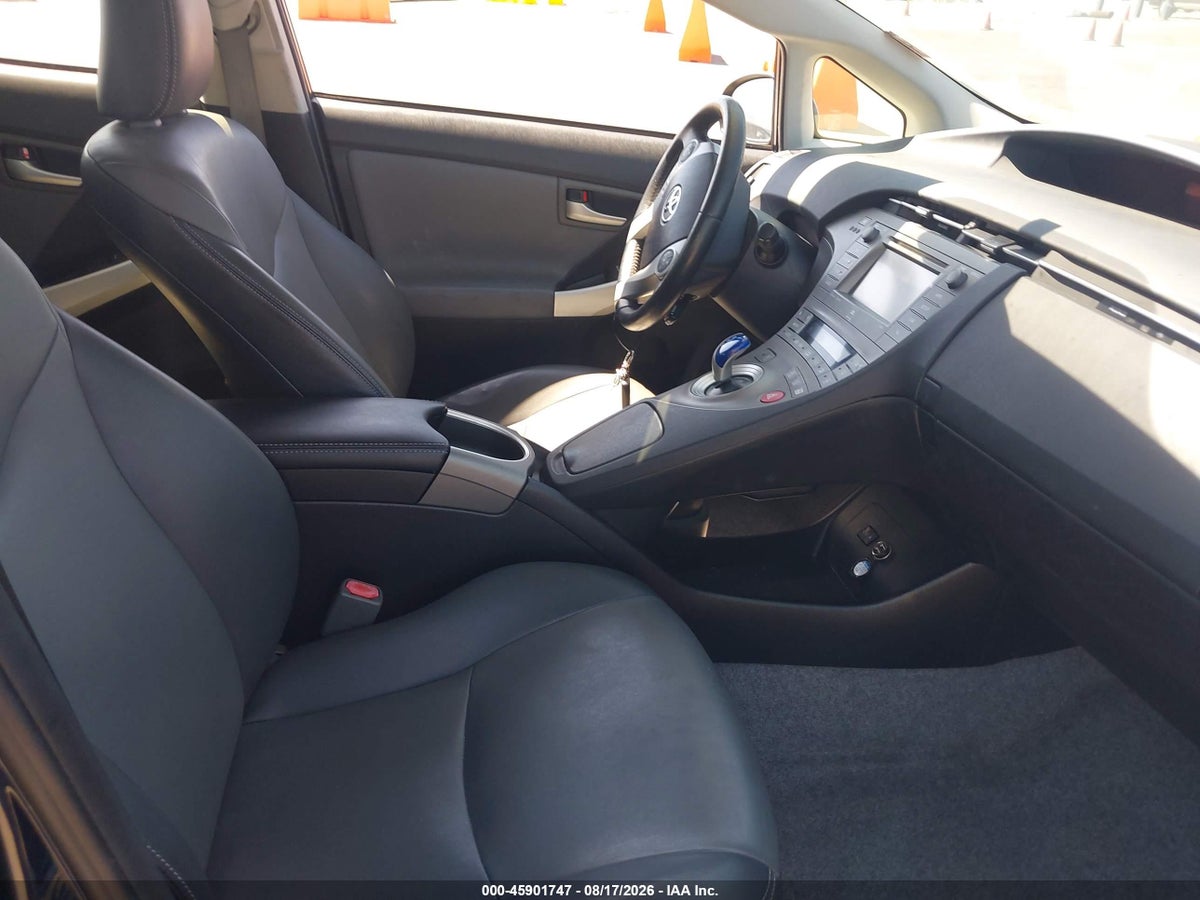 2014 TOYOTA PRIUS FOUR — снимка 5