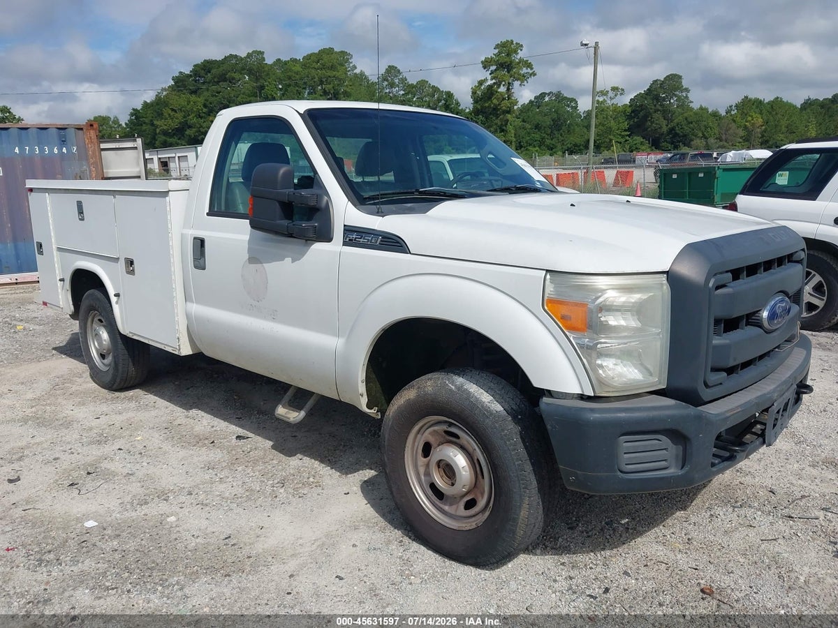 2013 FORD SUPER DUTY F-250 SRW XL