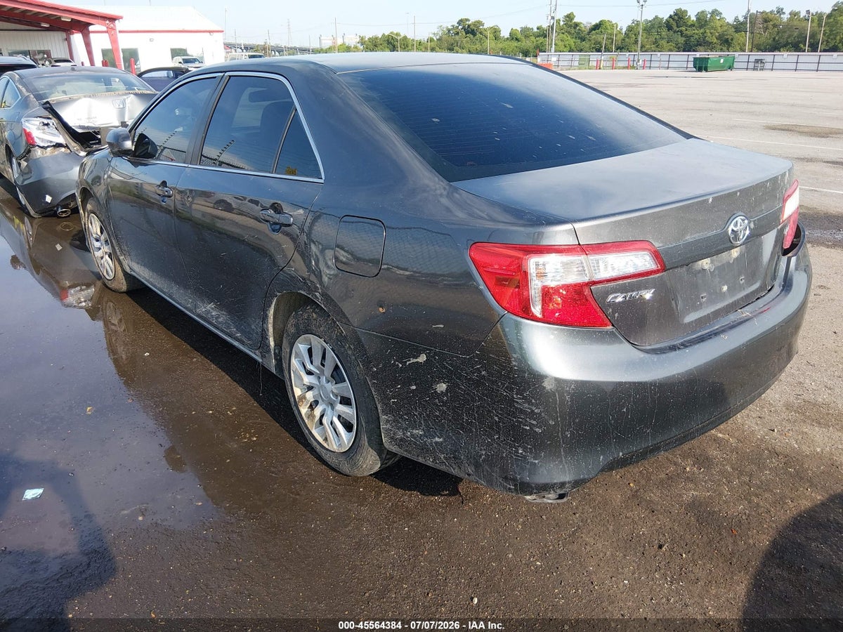2014 TOYOTA CAMRY LE — снимка 3
