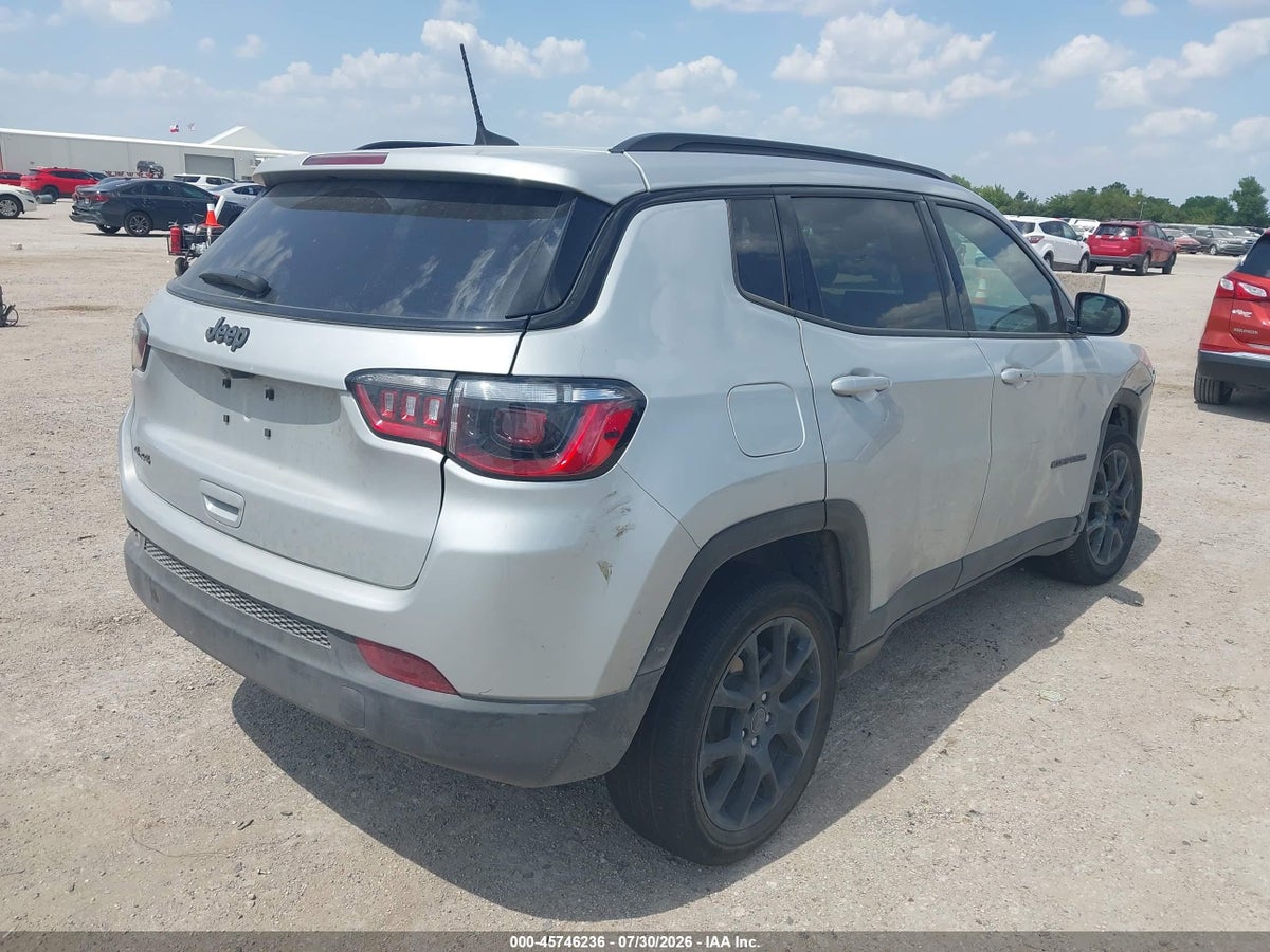 2025 JEEP COMPASS LATITUDE 4X4 — снимка 4