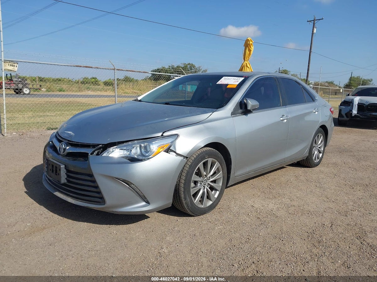 2016 TOYOTA CAMRY XLE — снимка 2