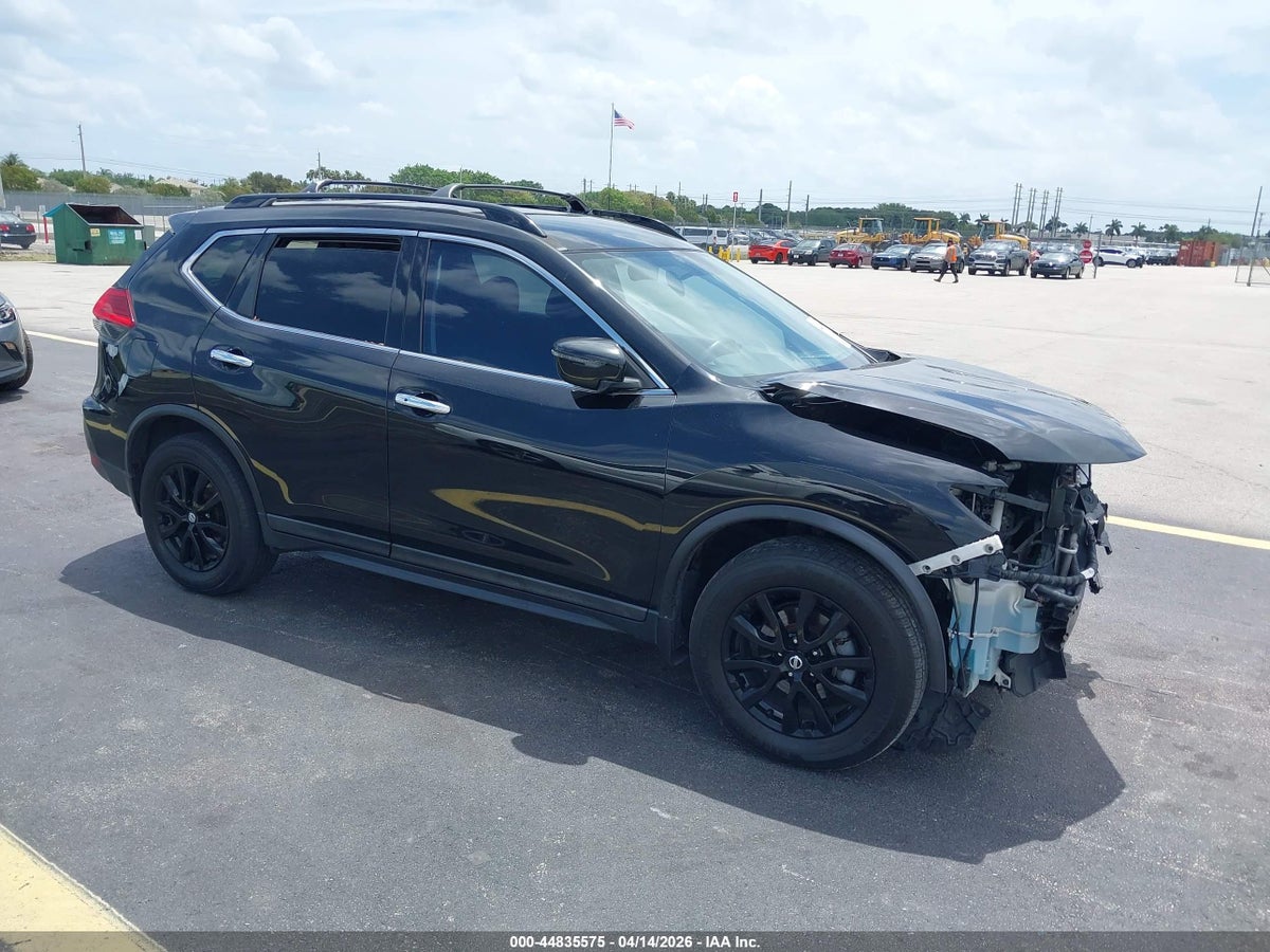 2017 NISSAN ROGUE SV