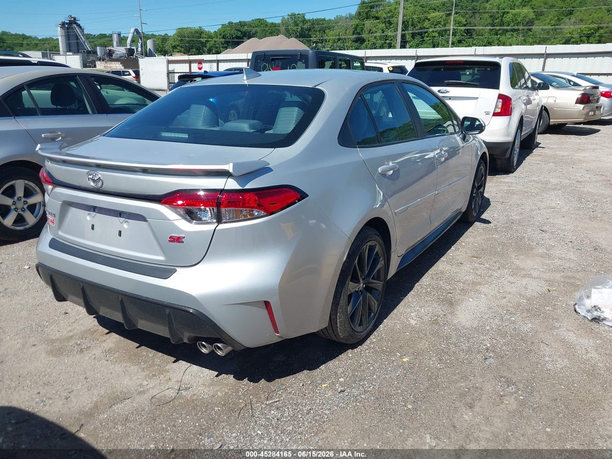 2026 TOYOTA COROLLA SE — снимка 4