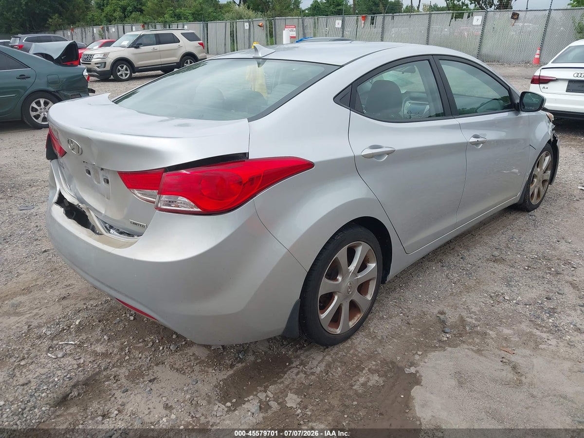 2013 HYUNDAI ELANTRA LIMITED — снимка 4