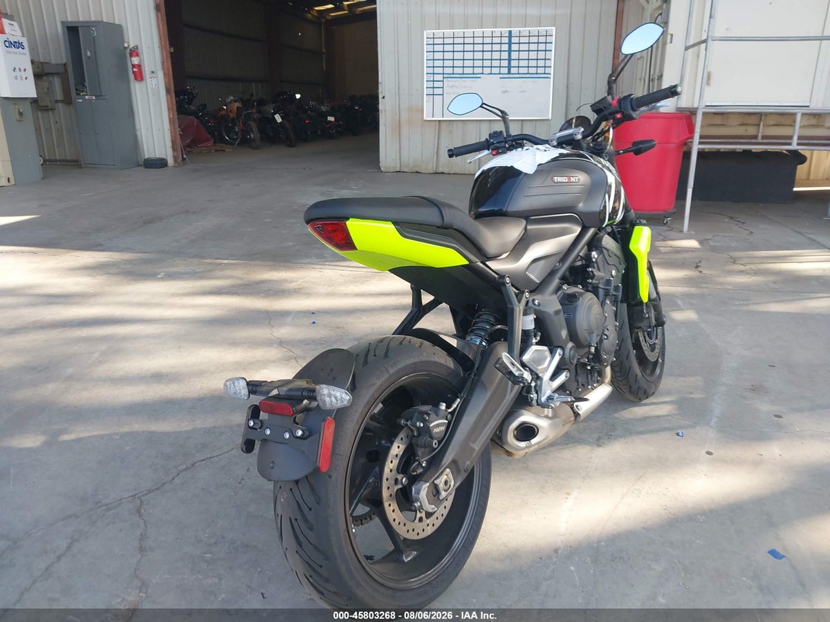 2024 TRIUMPH MOTORCYCLE TRIDENT 660 — снимка 4
