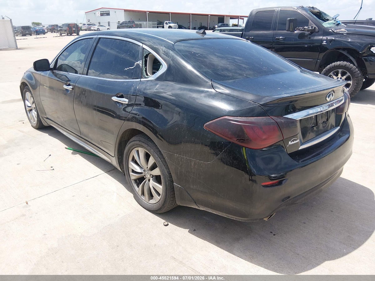2016 INFINITI Q70L 3.7 — снимка 3