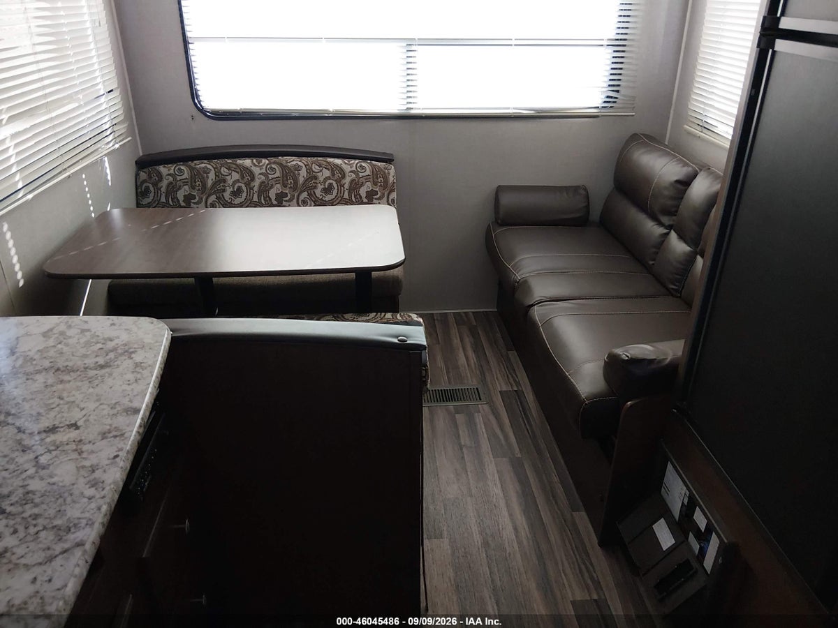 2018 KEYSTONE RV HIDEOUT — photo 5