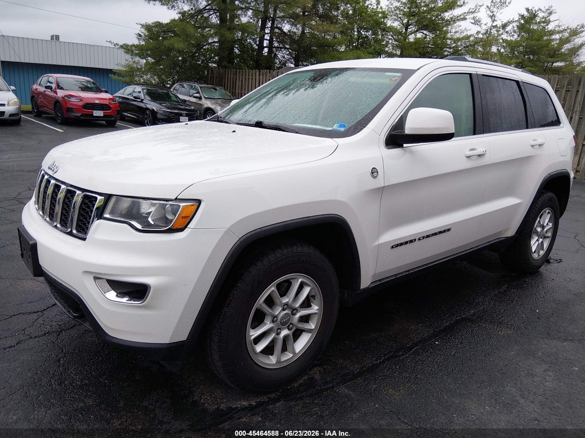 2020 JEEP GRAND CHEROKEE LAREDO E 4X4 — снимка 2