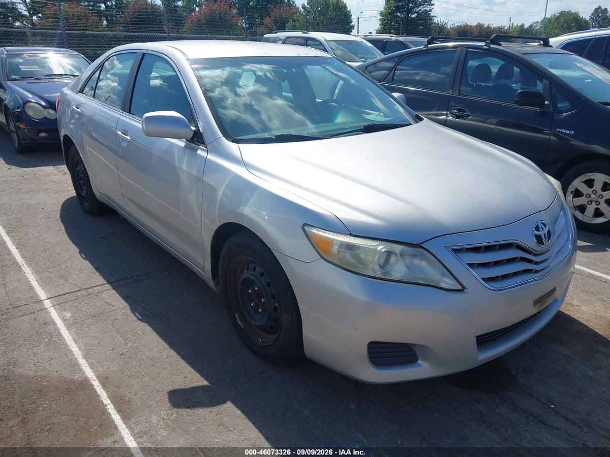 2011 TOYOTA CAMRY