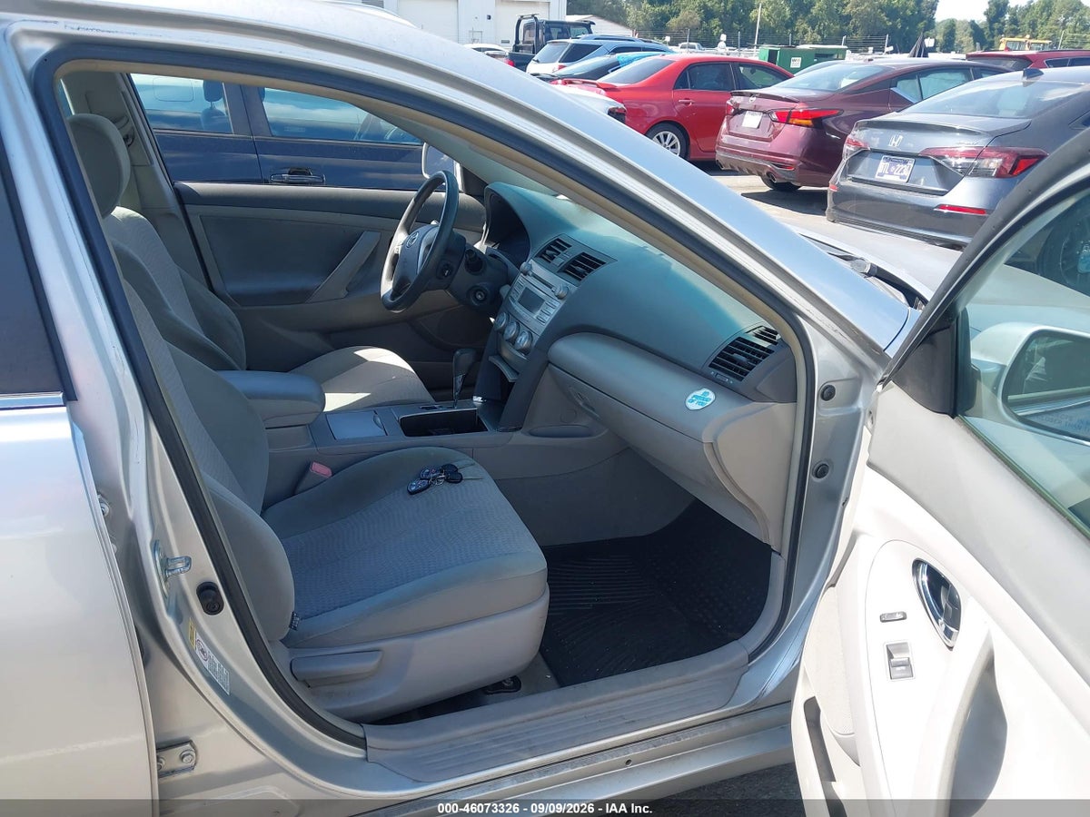 2011 TOYOTA CAMRY — снимка 5
