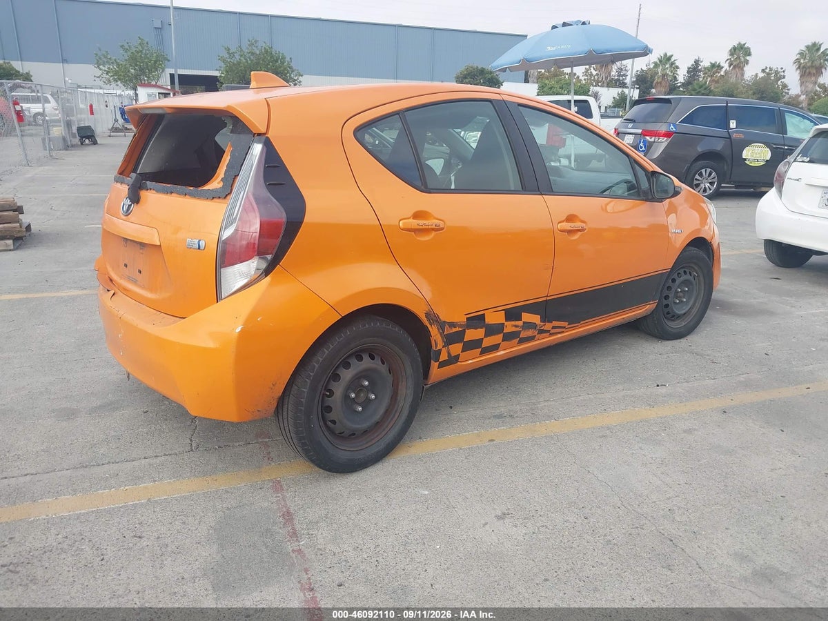 2015 TOYOTA PRIUS C ONE — снимка 4
