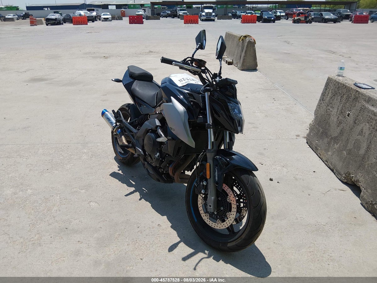 2022 CF MOTO 650NK