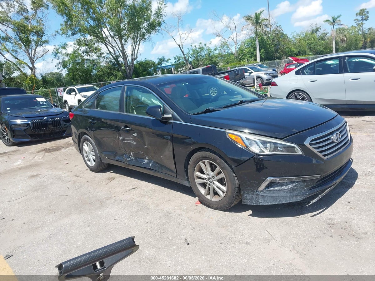 2015 HYUNDAI SONATA SE