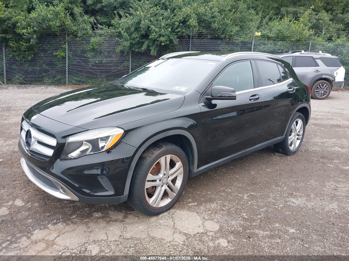 2017 MERCEDES-BENZ GLA 250 4MATIC — снимка 2