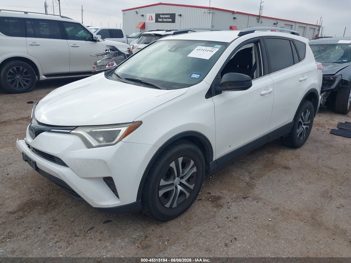 2018 TOYOTA RAV4 LE — снимка 2