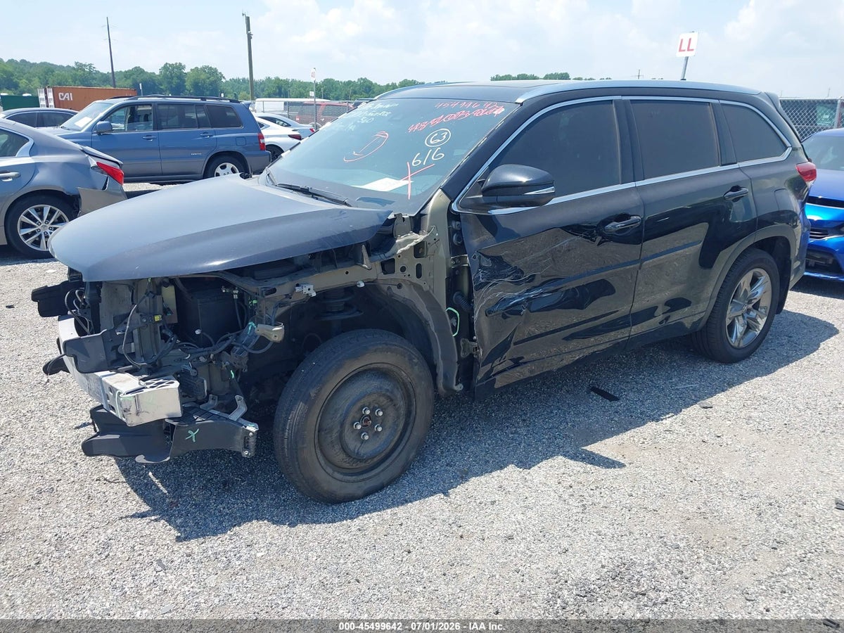 2018 TOYOTA HIGHLANDER LIMITED PLATINUM — снимка 2