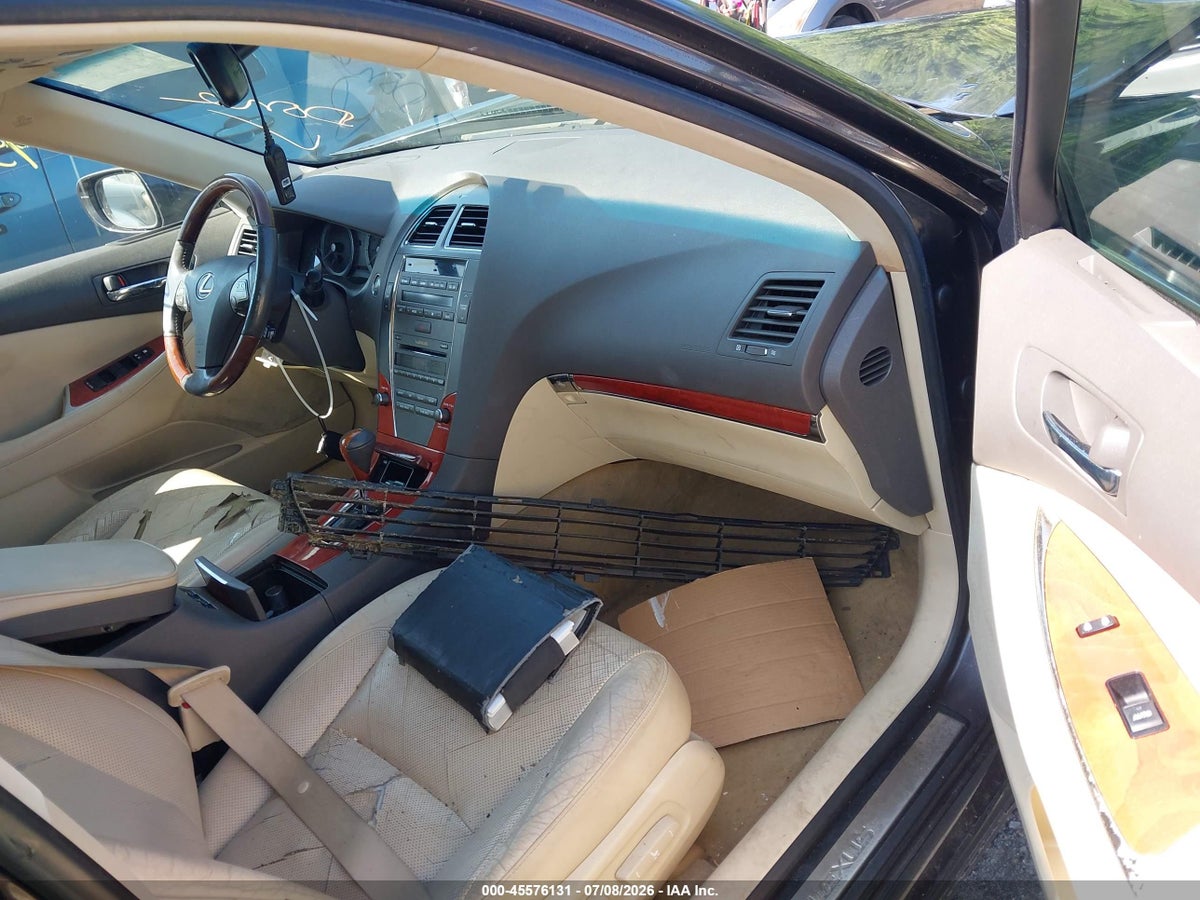 2011 LEXUS ES 350 — снимка 5