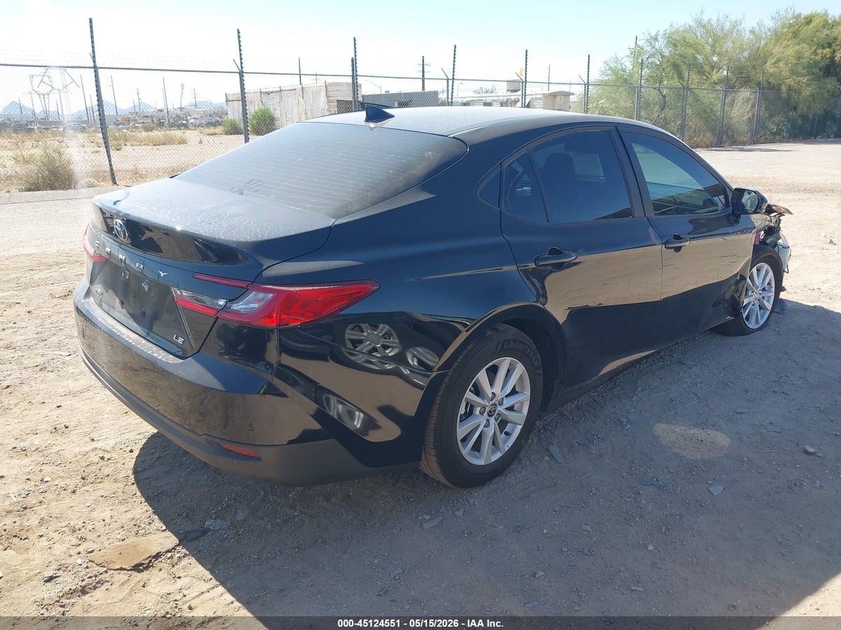 2026 TOYOTA CAMRY LE — снимка 4