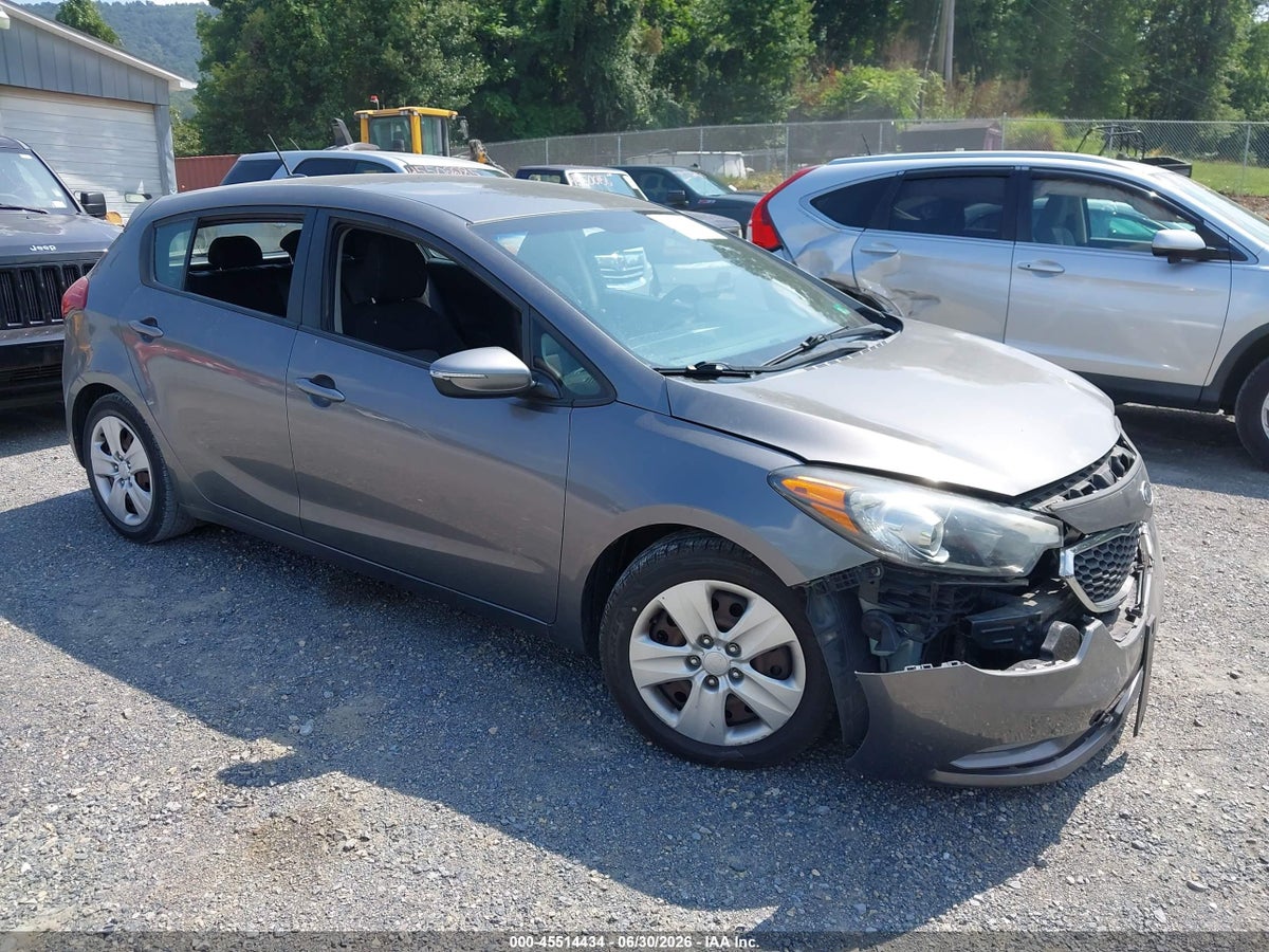 2016 KIA FORTE LX