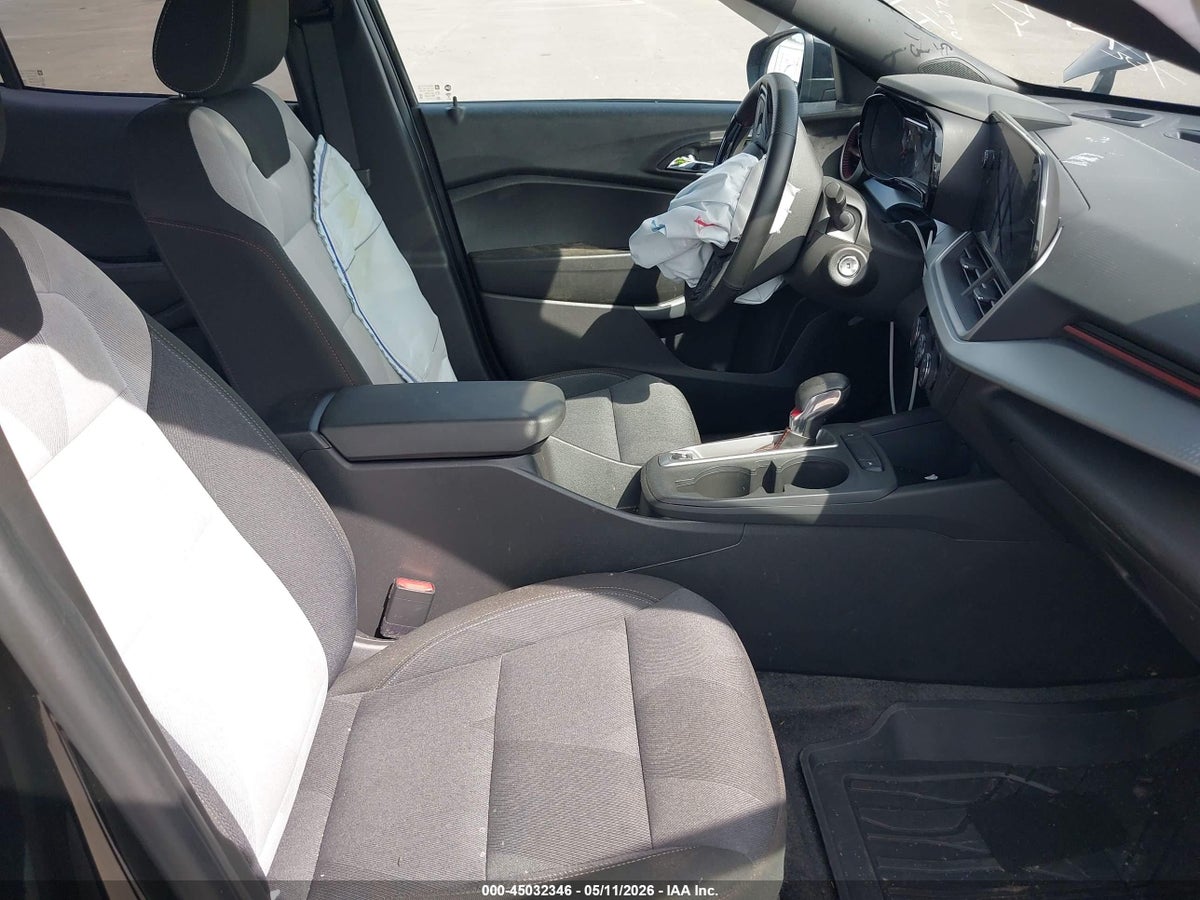 2025 CHEVROLET TRAX FWD 1RS — снимка 5