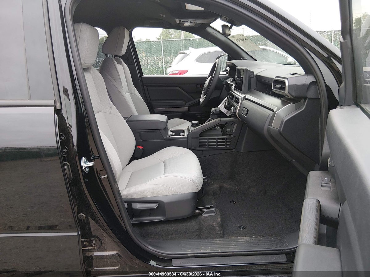 2026 TOYOTA 4RUNNER SR5 — снимка 5