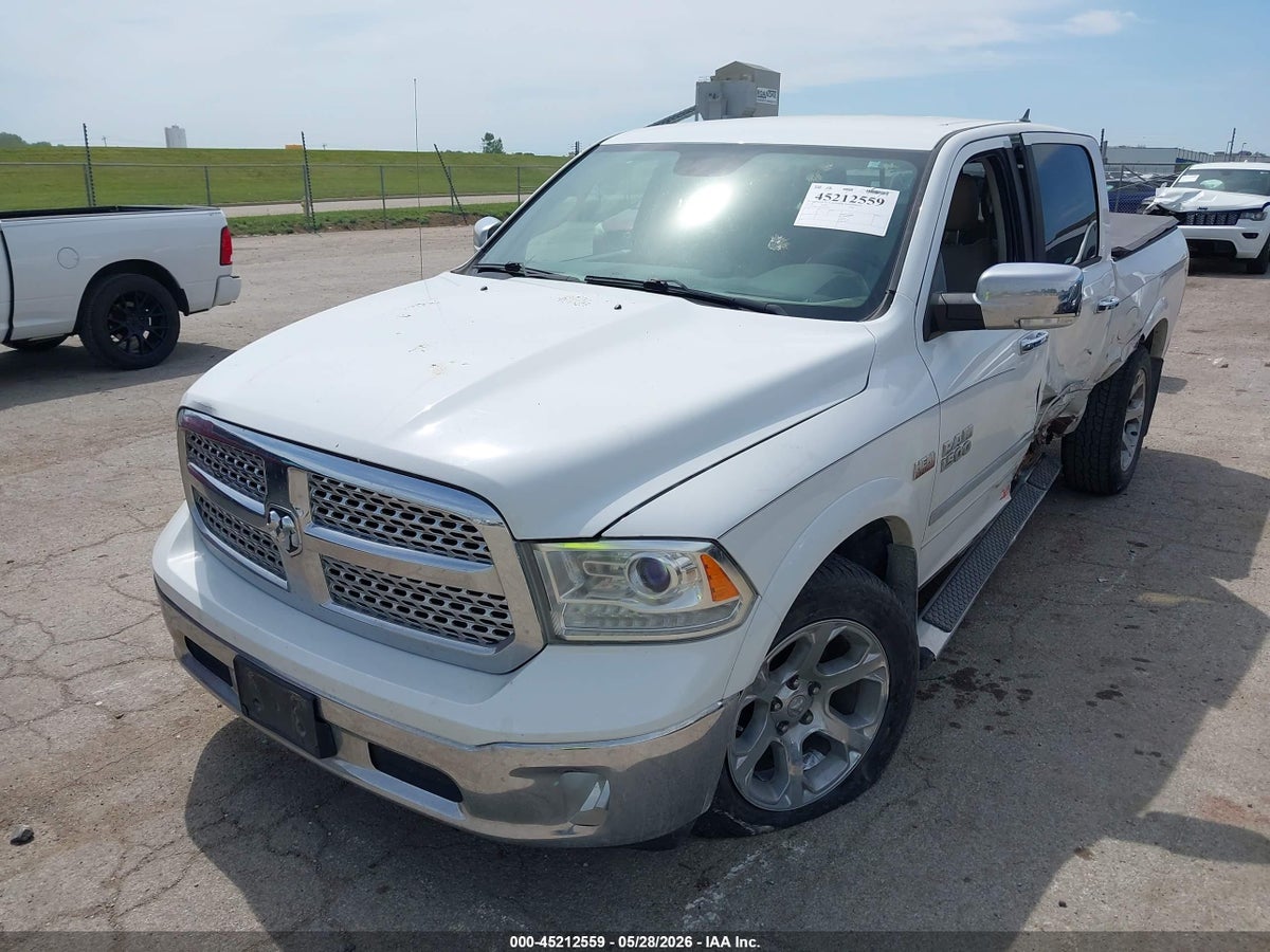 2014 RAM 1500 LARAMIE — снимка 2